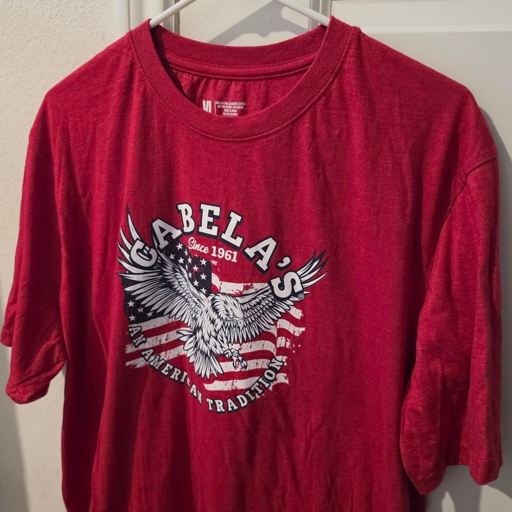 Cabelas Mens XL Red Heather Graphic T-Shirt Eagle American Flag Tradition Logo
